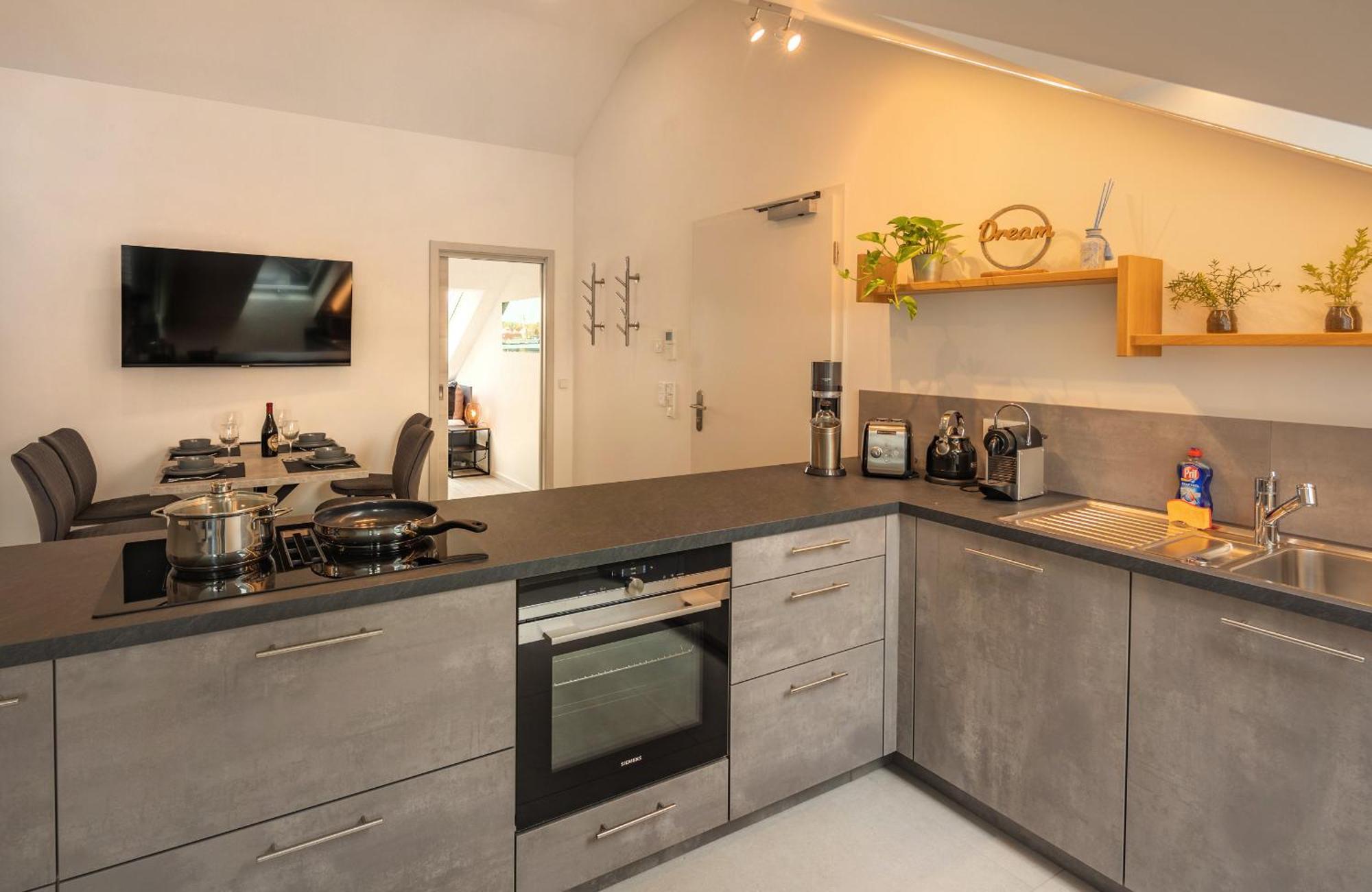 Sweethome - Poing Apartments Extérieur photo